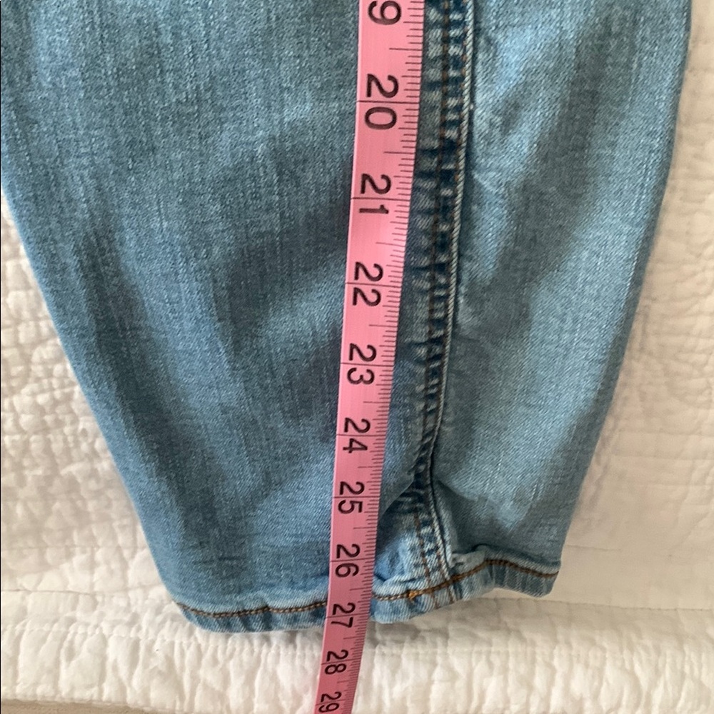 American Rag Blue Jeans - Picture 6 of 8